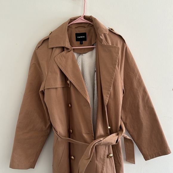 Express nylon Sherpa-lined removable button belted trench coat - Picture 3 of 3